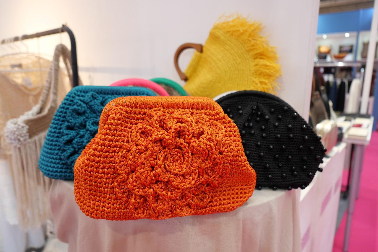 Florecita Clutch - Image 2